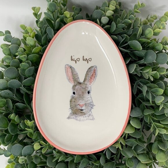 Rae Dunn Hip Hop Bunny Plate 8in Easter Spring Magenta Pink White Ceramic Rabbit - Picture 1 of 5